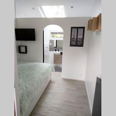 Superbe Studio 15 M²,Proche Disney, Asterix, Cdg Apartment Gressy ภายนอก รูปภาพ
