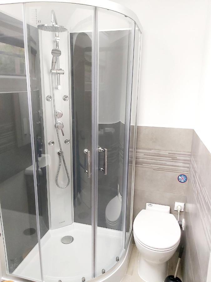 Superbe Studio 15 M²,Proche Disney, Asterix, Cdg Apartment Gressy ภายนอก รูปภาพ